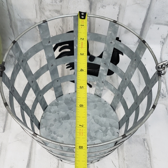 Rooster Galvanized Metal Planter Basket - Picture 5 of 7